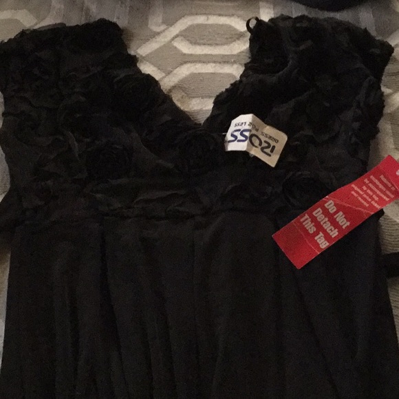 Dress - Picture 2 of 5